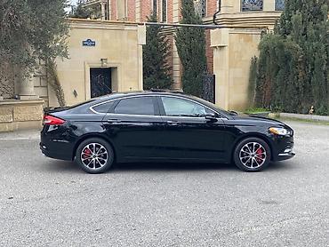hyundai servis dərnəgul: Ford Fusion sedan – qara rəng, aerodinamik kuzov və xrom radiator — 7