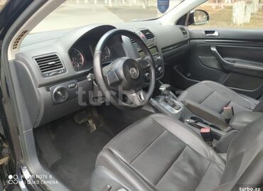 Volkswagen: Volkswagen Jetta: 2 l | 2009 il Sedan — 12