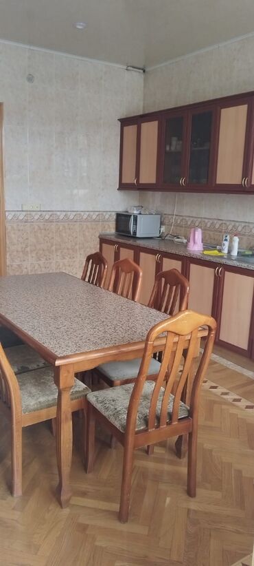 Ofislər: Elmler metrosunun yaxinliginda binanin 3 cu mertebesinde her bir — 1