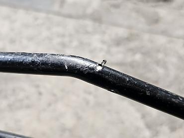 Радиаторы: Радиатор / трубка охлаждения гидроусилителя Audi A6 C5 2.4 — 11