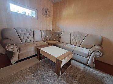 Divanlar: Künc divanı satılır.Qiyməti 700 m — 1
