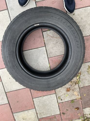 teker kama: Şin Bridgestone 265 / 60 / R 18