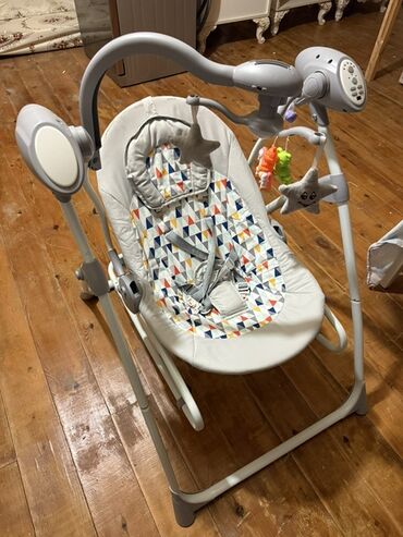 Beşiklər: Oğlan və qız üçün, İşlənmiş, Beşik, Yellənmə mexanizm ilə — 6