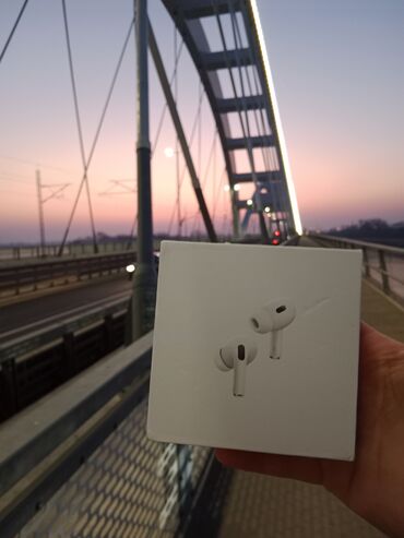 iphone 11 lila: AirPods pro 2 - kopija 1/1 - Nove slušalice nekorišćene - Otpakovane