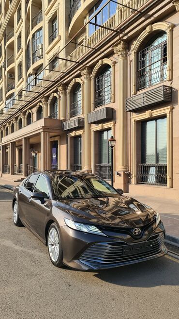 Toyota: Toyota Camry: 2018 г., 2.5 л, Автомат, Бензин, Седан