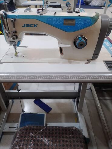 300 manat depazitle masinlar: Швейная машина Jack, Новый,Компьютеризованная, 1-нитка