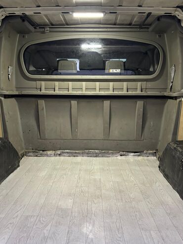 Ford: Ford Transit: 2004 г., 2 л, Механика, Дизель, Минивэн — 18