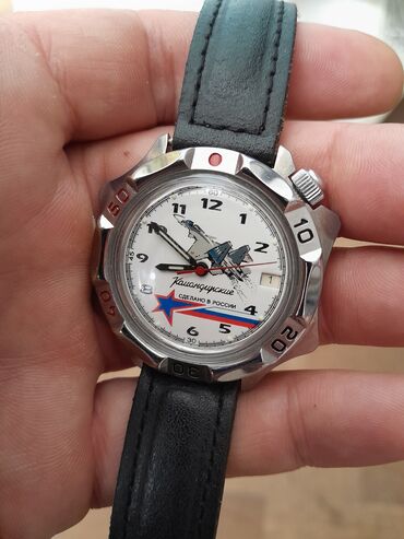 Спецодежда: Часы "Командирские " и "ЗИМ" механические. советский. по 6000 сом.цена — 5