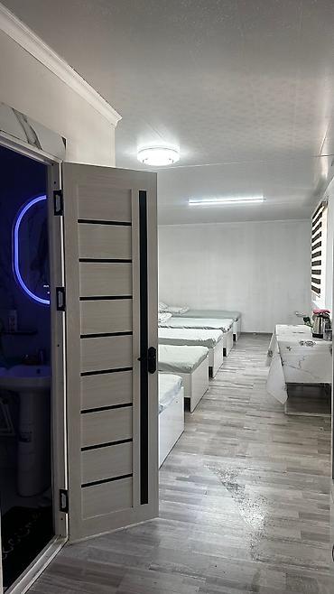 Посуточная аренда комнат: 500 м² — 25