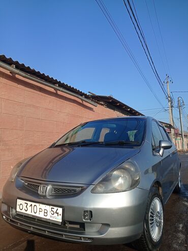 Honda: Honda Fit: 2002 г., 1.3 л, Автомат, Бензин, Хэтчбэк