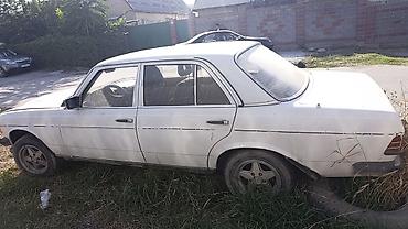 mers 817: Mercedes-Benz W123: 1983 г., 2.3 л, Механика, Бензин, Седан — 4