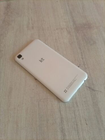 телефон меняю: LG X 16GB приехал из кореи хорошо работает новый меняю телефон на