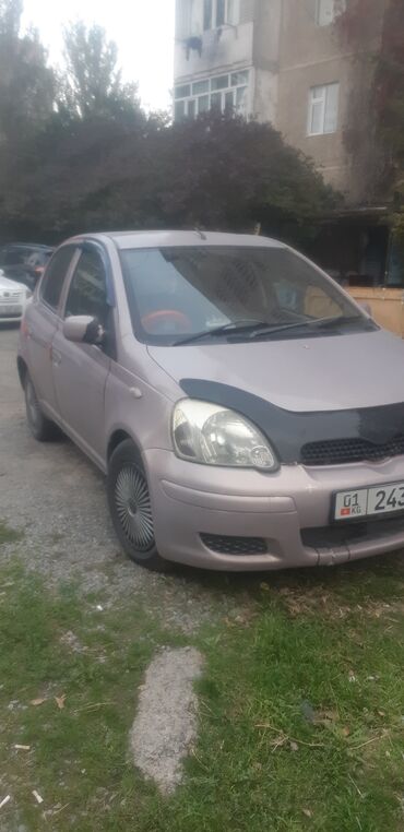 Toyota: Toyota Vitz: 1999 г., 0.9 л, Бензин