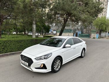 Продажа авто: Hyundai Sonata: 2017 г., 2 л, Автомат, Газ, Седан