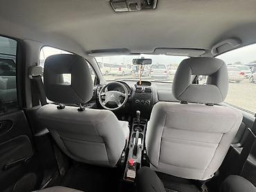 Mitsubishi: Mitsubishi Space Star: 2003 г., 1.3 л, Механика, Бензин, Хэтчбэк — 5