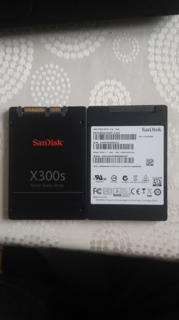 komputer aksesuar: Daxili SSD disk Sandisk, 1 TB, 2.5", İşlənmiş