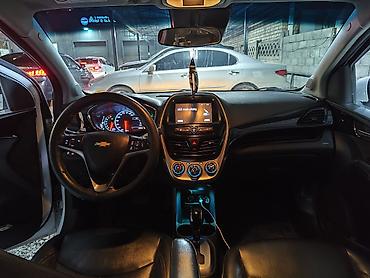 Chevrolet: Chevrolet Spark: 2016 г., 1 л, Автомат, Бензин, Хэтчбэк — 4