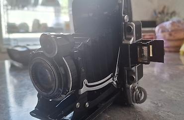 t 4: Складная среднеформатная пленочная камера Zeiss Ikon (модель Ikonta/ — 1