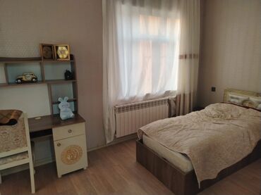 Həyət evləri və villaların satışı: Mehdiabad qəsəbəsində 5 sotda 3 mərtəbələri,7 otaqlı ev satılır — 17