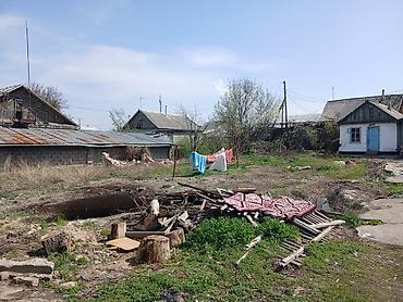 Продажа коттеджей и домов: Продаётся жилой дом с приусадебным участком.С двумя документа сразу — 6