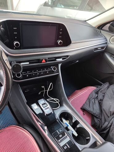 Hyundai: Hyundai Sonata: 2019 г., 2 л, Автомат, Газ, Седан — 11