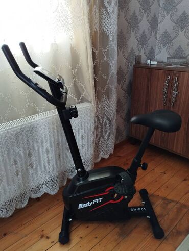 velosiped trenajor: Yenidir,hec istifadə olunmayıb.
Velotrenajor Xəzər bağlarındadir