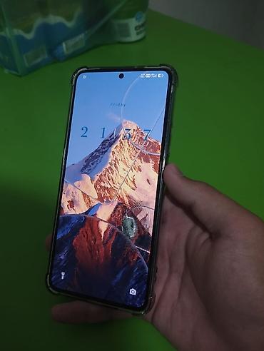 apple wat: Redmi, Redmi K70, Б/у, 256 ГБ, цвет - Белый, 2 SIM — 4