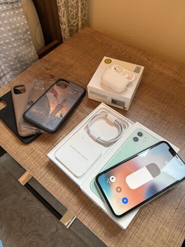 Apple iPhone: IPhone 11, 128 GB, Yaşıl, Sənədlərlə