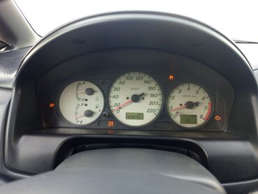 Mazda: Mazda PREMACY: 2004 г., 1.8 л, Механика, Бензин, Минивэн — 5