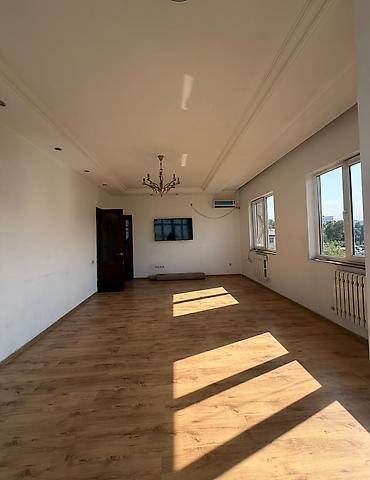 Продажа квартир: 3 комнаты, 97 м², 4 этаж — 5