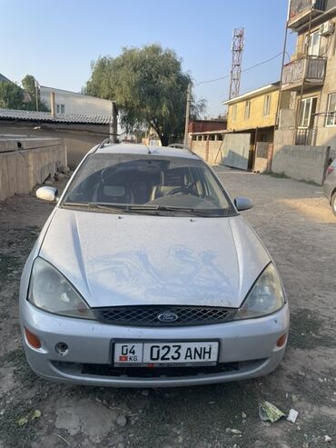 домик вагон: Ford Focus универсал, серебристый цвет 2003 г 1,8 обьем торг