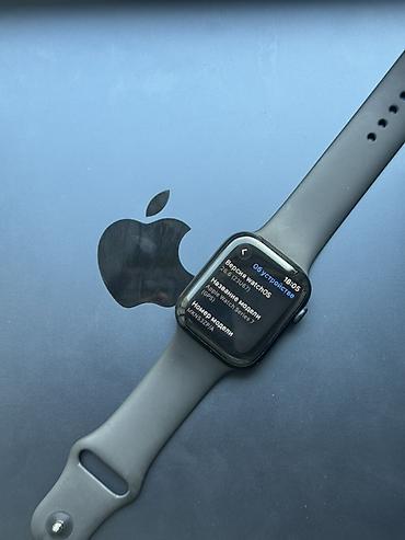 Apple Watch: Apple Watch Series 7 (GPS) - Размер корпуса: 45 мм (скруглённые — 2
