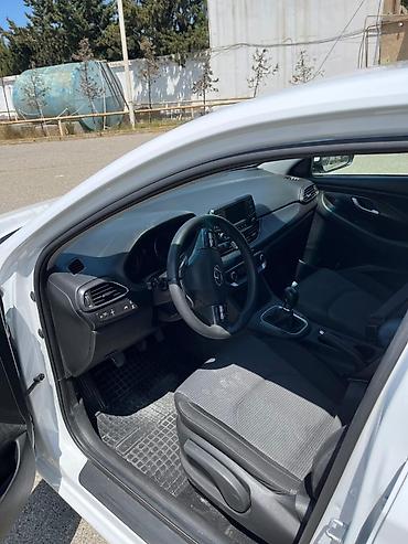 Hyundai: Hyundai i30: 1.6 l | 2018 il Hetçbek — 5
