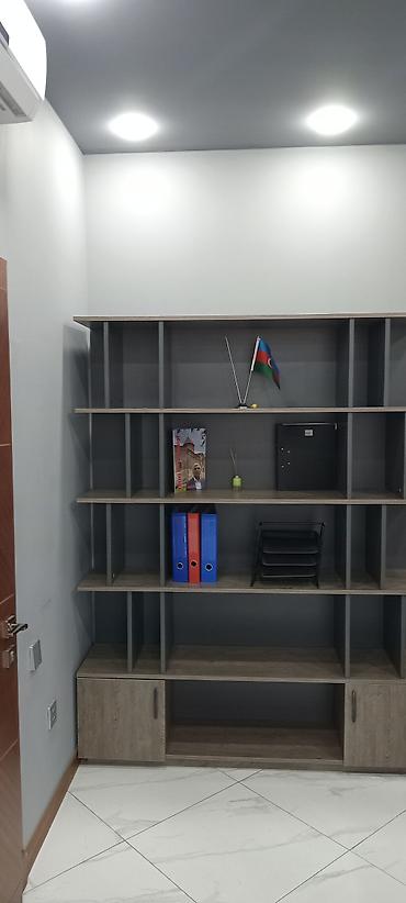 İcarəyə ofislər: Komunal xərclər qiymətə daxildir .Vasiteçilər z.o narahat etməsinlər — 19