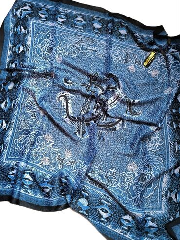 Baş geyimləri: Новый платок Roberto Cavalli, получила недавно, из Италии, шёлк 100%