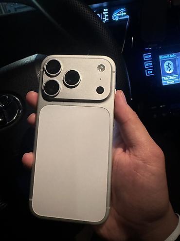 айфон 17 про бу: IPhone 17 Pro, Б/у, 256 ГБ, Белый, Зарядное устройство, Чехол, Коробка, 91 % — 1
