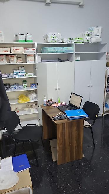 мебель для спальни бу: Salam.Çox çox təcili olaraq aptek mebelləri dəyərindən ucuz olaraq — 9