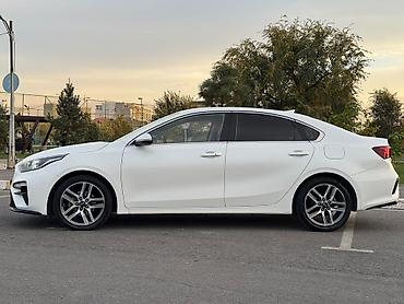 kamri 75: Kia K3: 2018 г., 1.6 л, Автомат, Бензин, Седан — 2