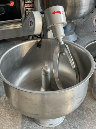 bmw 8 серия 850csi mt: Оплата наличными