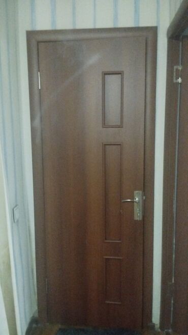 generator mini: Ağac naxışlı qəhvəyi rəngdə otaq qapısı - Material: MDF/LDSP tipli