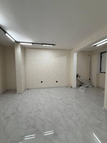 Ofislər: Əhmədli Məzahir Rüstəmovda yolun kənarında obyekt İCARƏYƏ verilir — 4