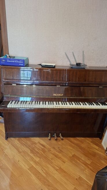 piyaninolar: Petrof pianino 1000 azn satilir‼️real aliciya endirim olunacaq unvan