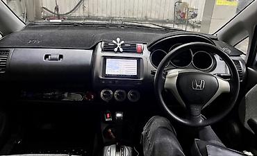 fit 2: Honda Fit: 2002 г., Автомат, Бензин, Хэтчбэк — 3