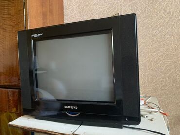 телевизор samsung ue40h6200: Продаётся телевизор самсунг работает, для запчасти тоже пригоден