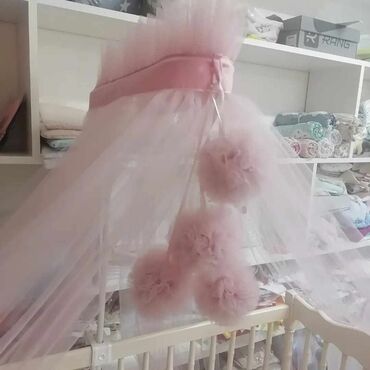dexy co igracke za devojcice: Baldahini 600×180 cm sa 4 pufne
3500 dinara