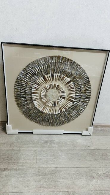 Картины: Продаются стильные современные картины. Шикарное исполнение, только — 8