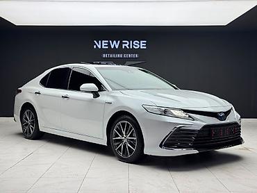 sg 5: Toyota Camry: 2023 г., 2.5 л, Автомат, Гибрид, Седан — 1