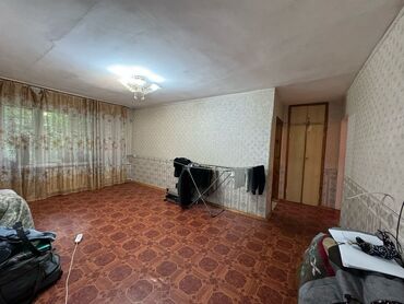 Продажа квартир: 3 комнаты, 55 м², Индивидуалка, 1 этаж, Старый ремонт