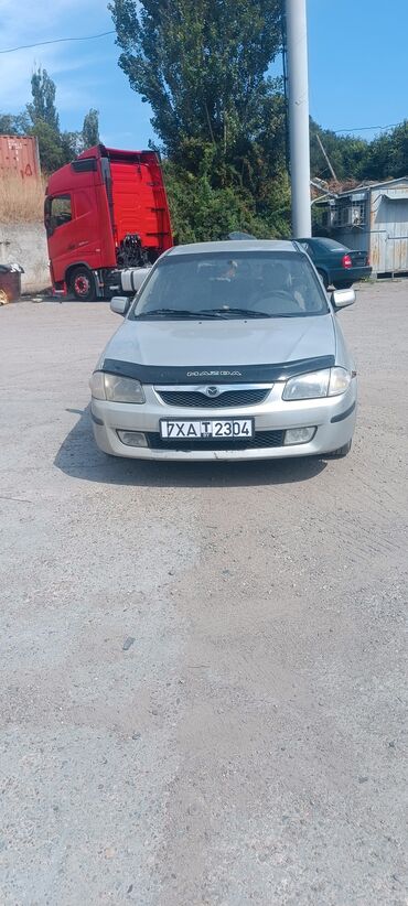 авто рейлинг: Mazda 323: 1999 г., 1.6 л, Механика, Бензин, Хэтчбэк