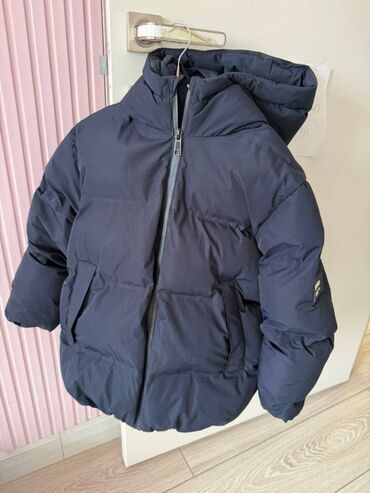 куртка рубашка: Продается куртка Zara/Зара, цвет темно синий, размер 120 см, 6-7 лет